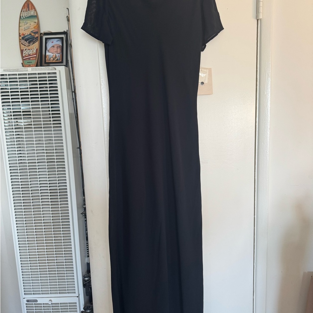 Black Maxi Sheath Dress with Crew Neck